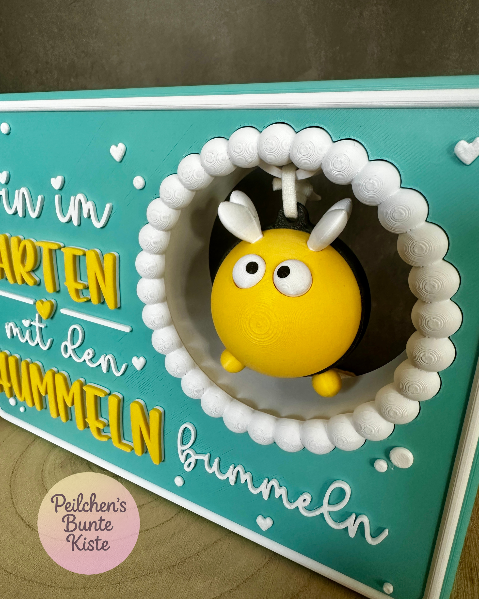 Gartenschild mit Hummel „Horsti“ – Humorvolle Deko für Beet, Garten & Pflanzkübel