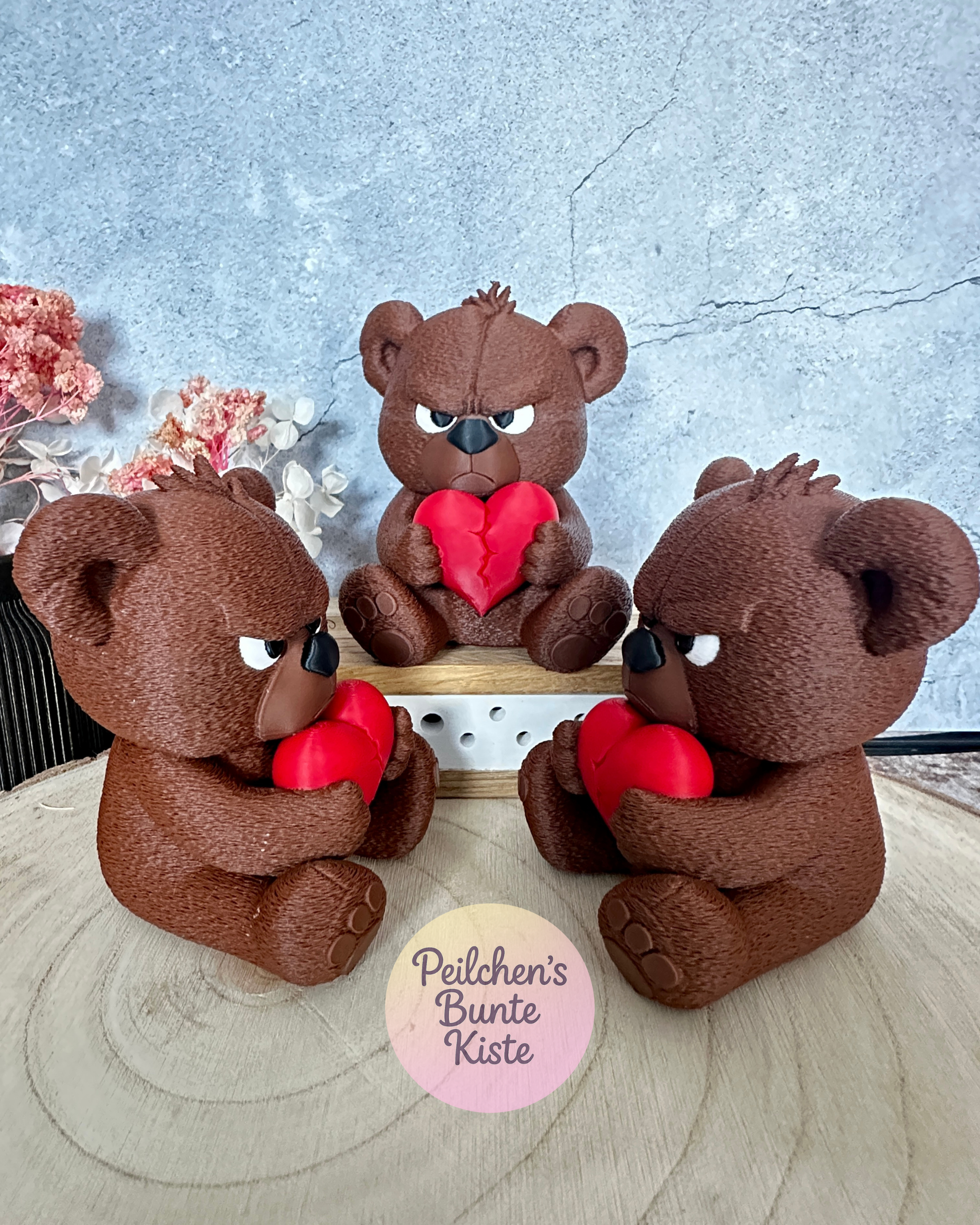 Anti-Valentinstag-Bär – freche Dekofigur mit gebrochenem Herz