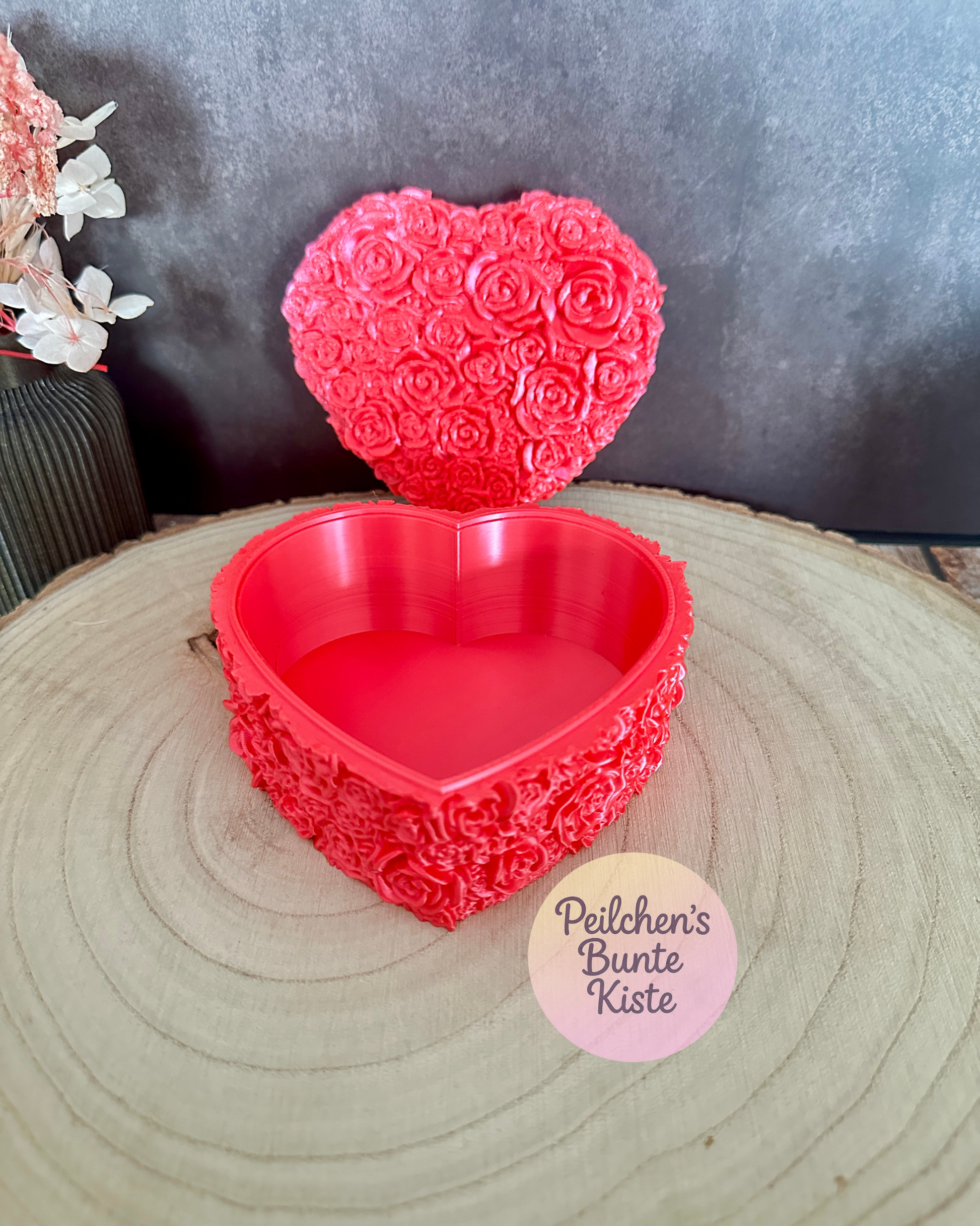 Rosenbär mit Rosenstruktur – einzeln oder als Set mit Herzschatulle | Valentinstagsgeschenk