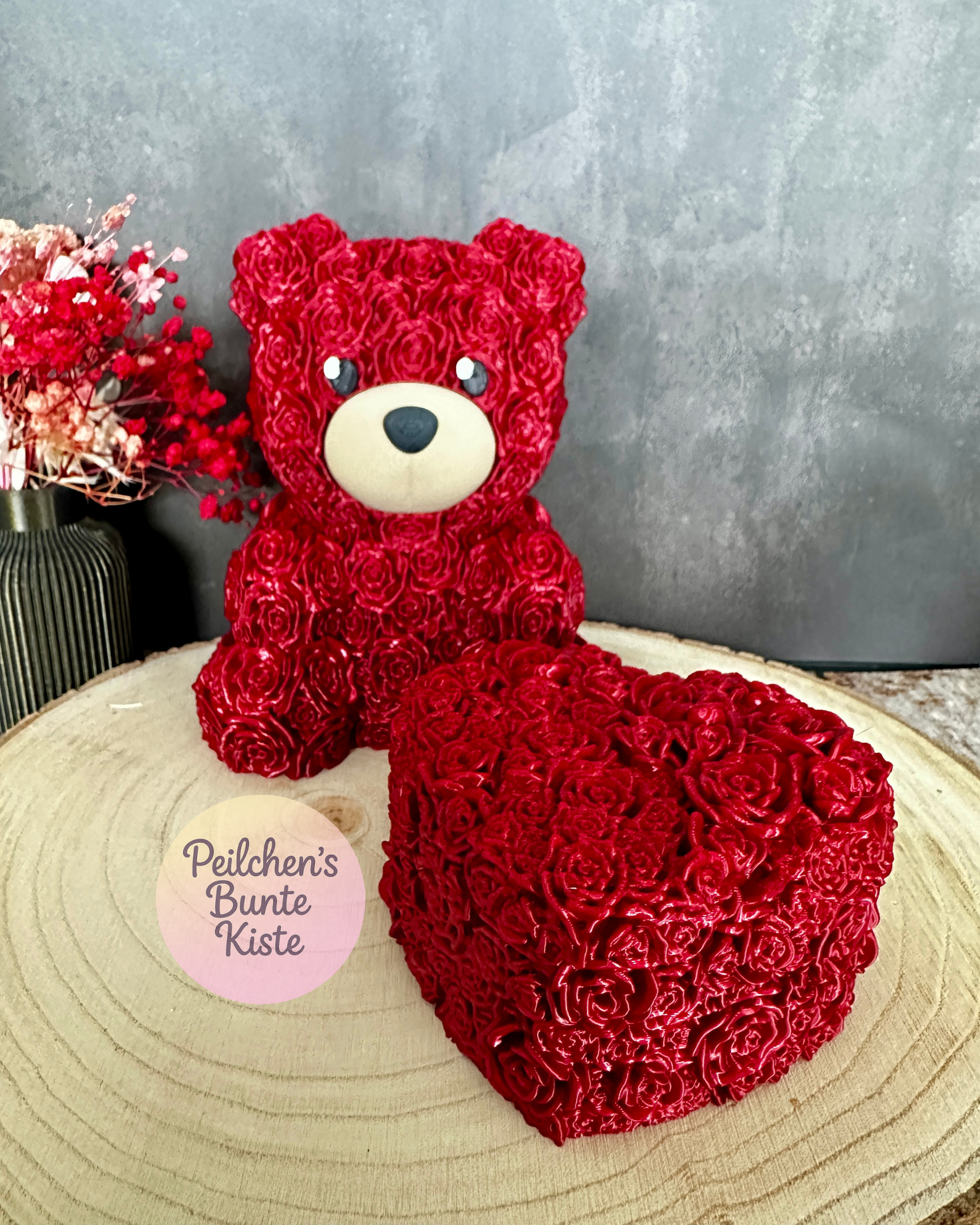 Rosenbär mit Rosenstruktur – einzeln oder als Set mit Herzschatulle | Valentinstagsgeschenk