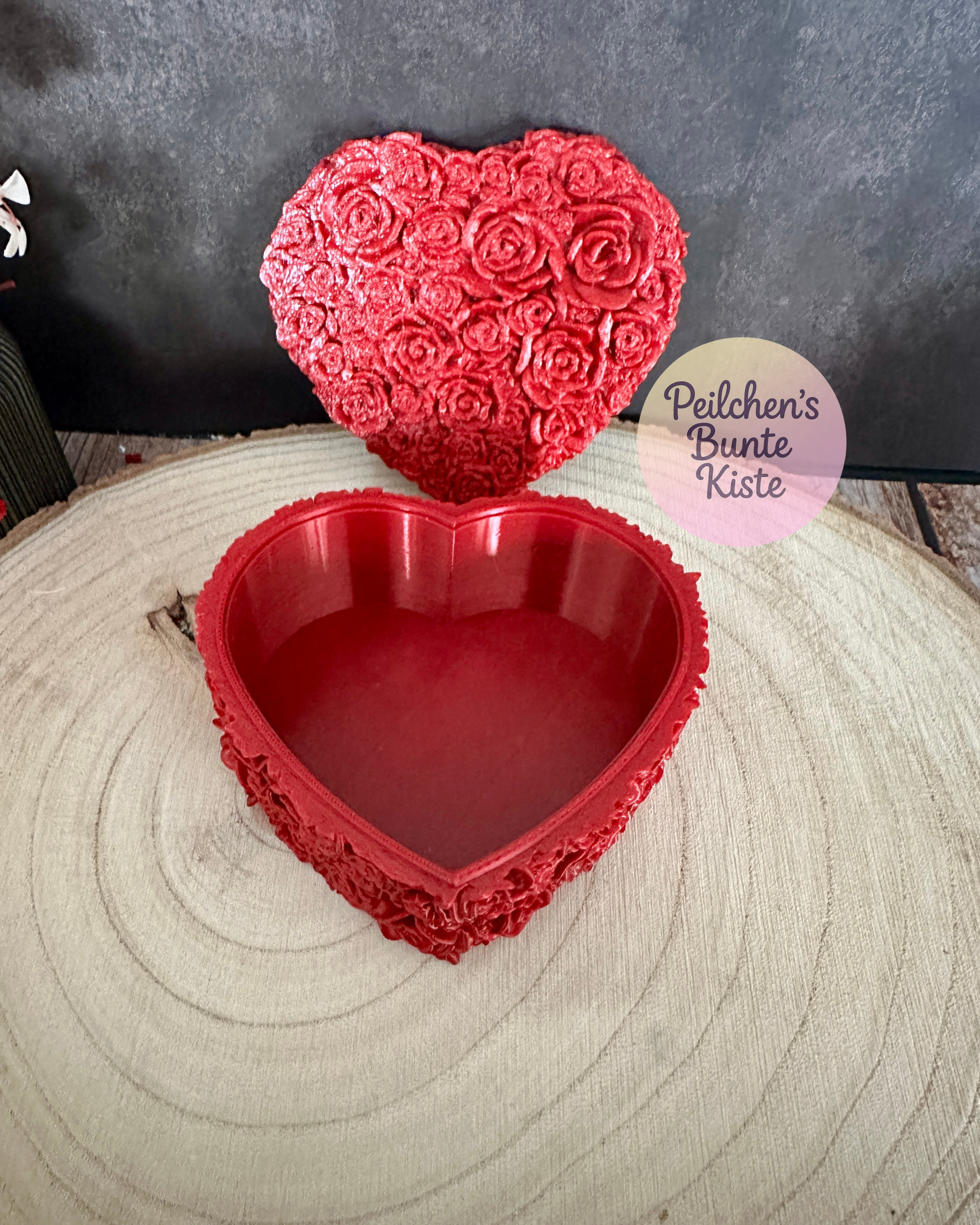 Rosenbär mit Rosenstruktur – einzeln oder als Set mit Herzschatulle | Valentinstagsgeschenk