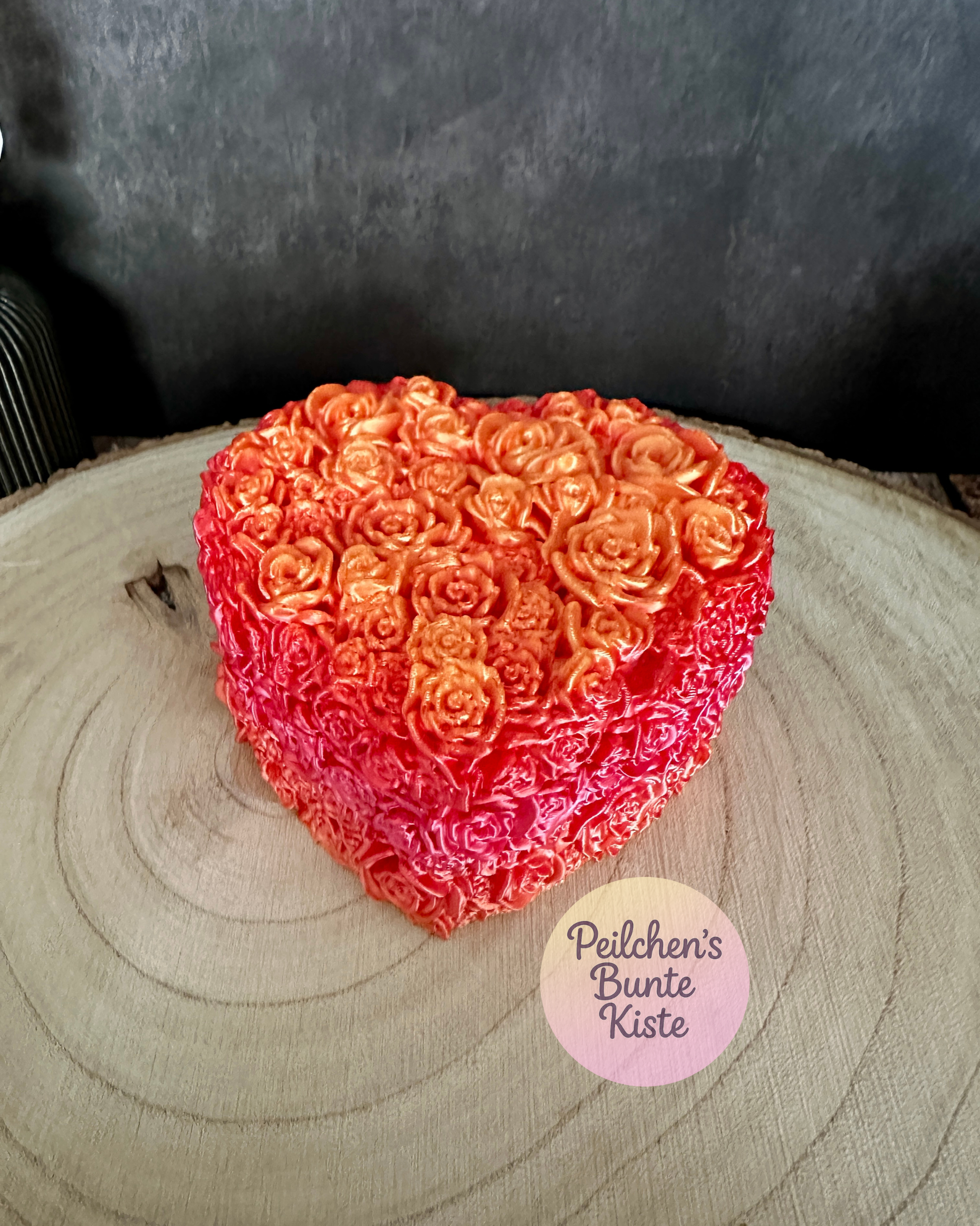 Rosenbär mit Rosenstruktur – einzeln oder als Set mit Herzschatulle | Valentinstagsgeschenk