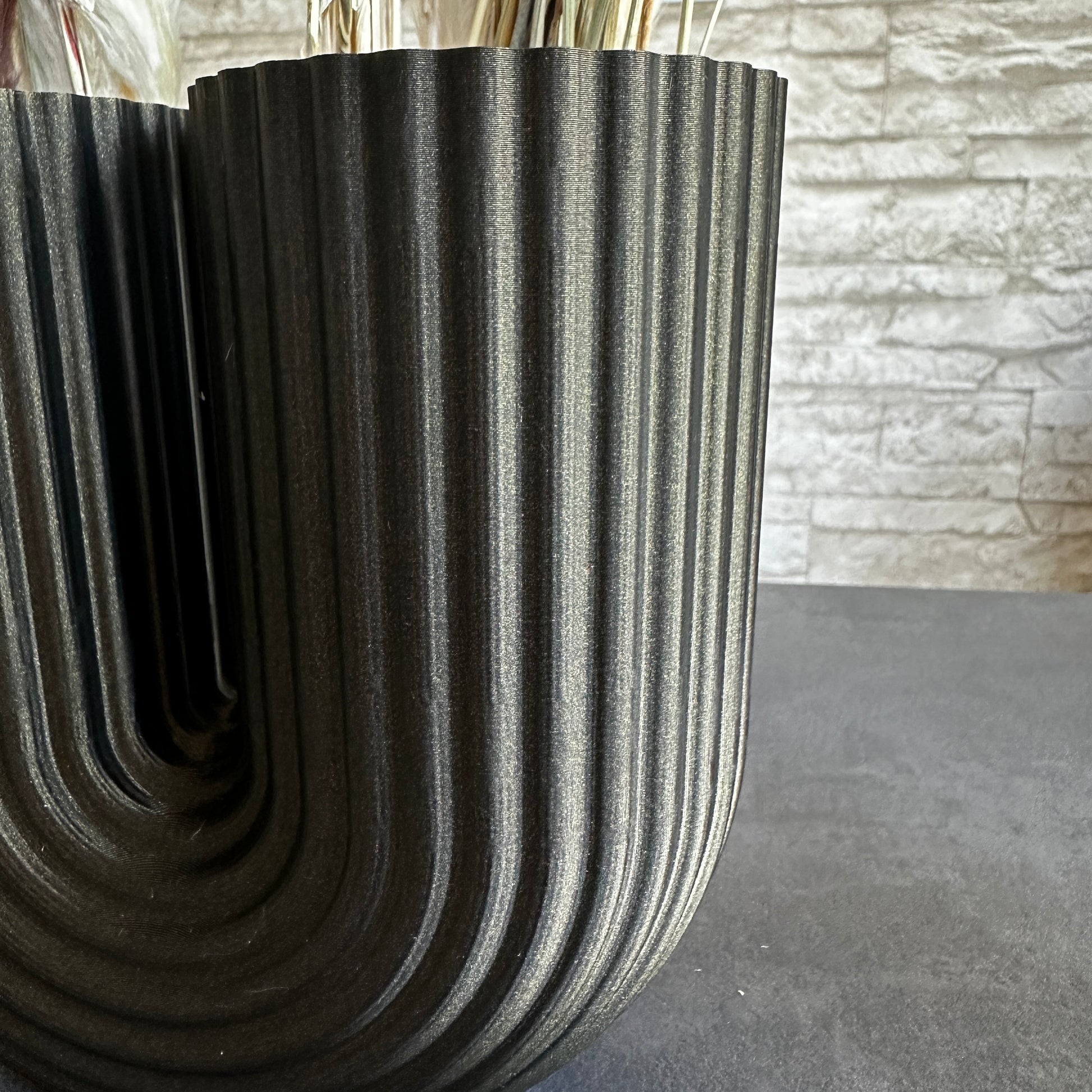 🌿 Moderne U-vormige vaas – Stijlvolle vaas voor gedroogde bloemen, pampasgras en boho-decoratie ✨ 