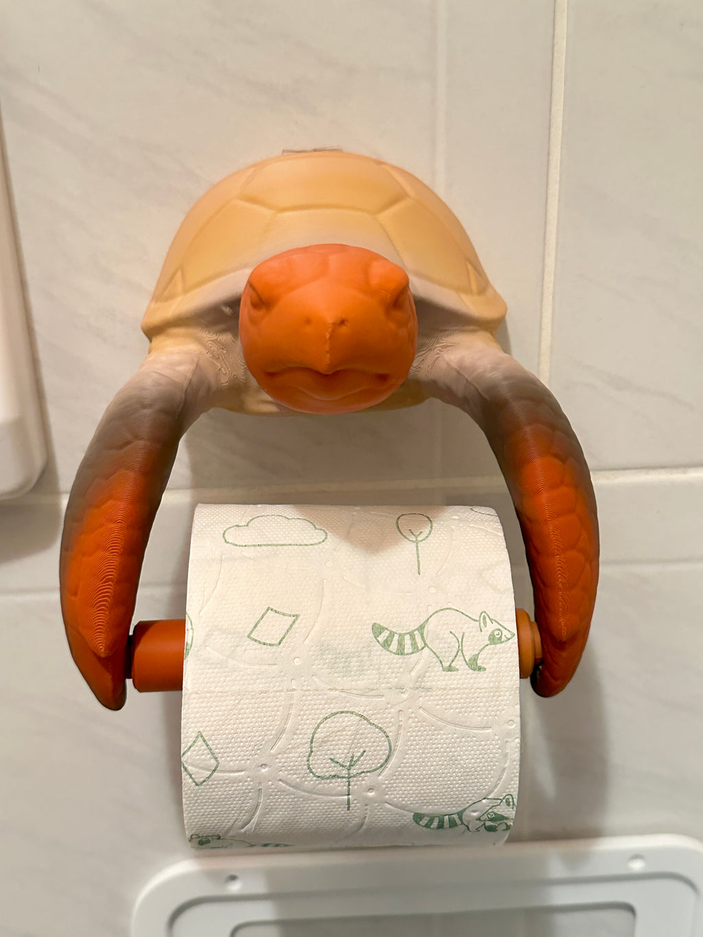 Toiletrolhouder in de vorm van een schildpad – natuurlijke tint