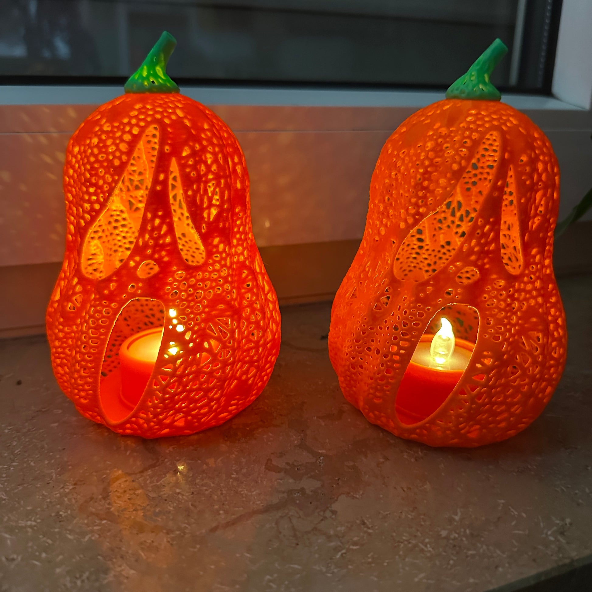 Halloween pompoenlantaarn 🎃 – een delicate herfstdecoratie voor tafel en vensterbank