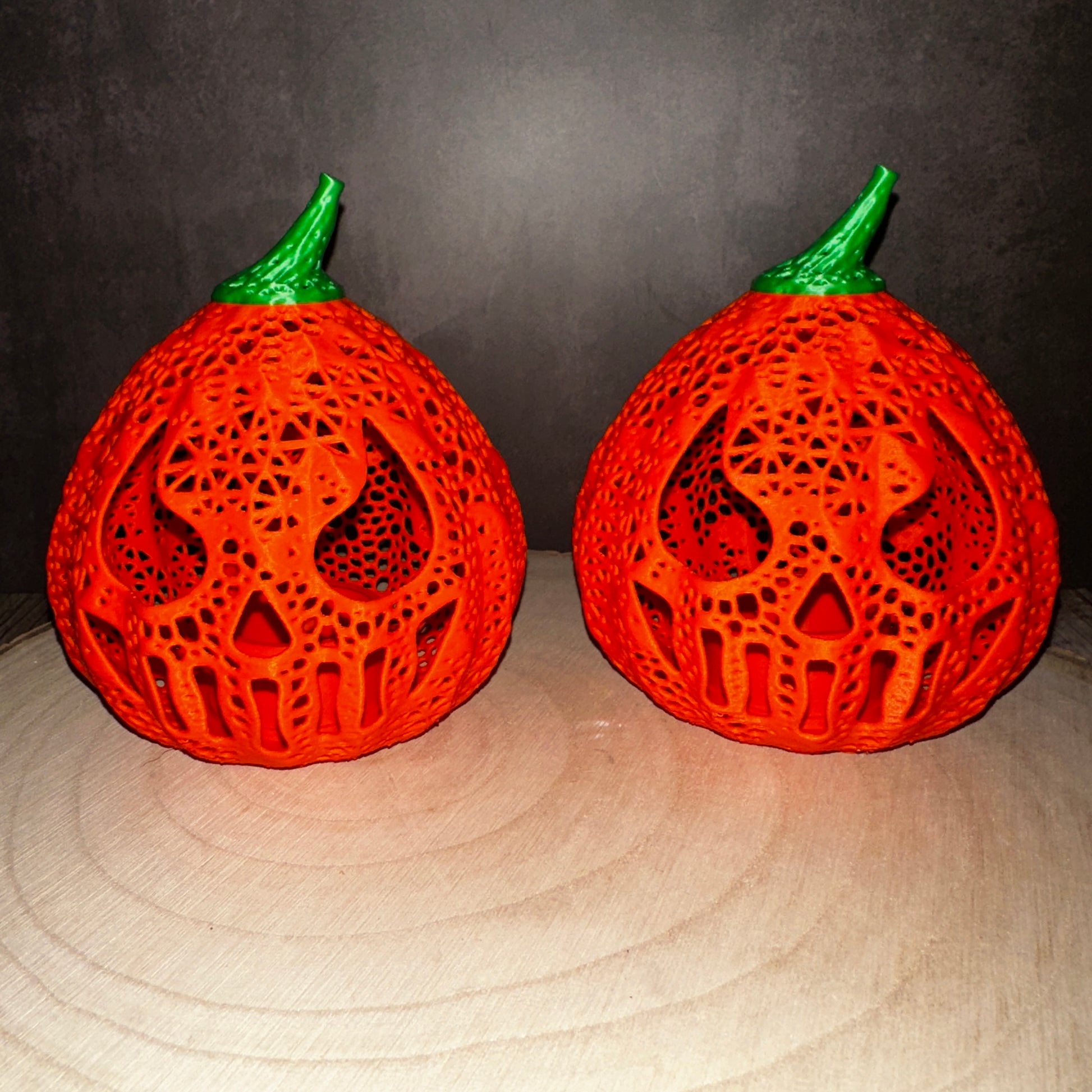 Halloween pompoenlantaarn 🎃 – met doodskopmotief, een stralende herfstdecoratie