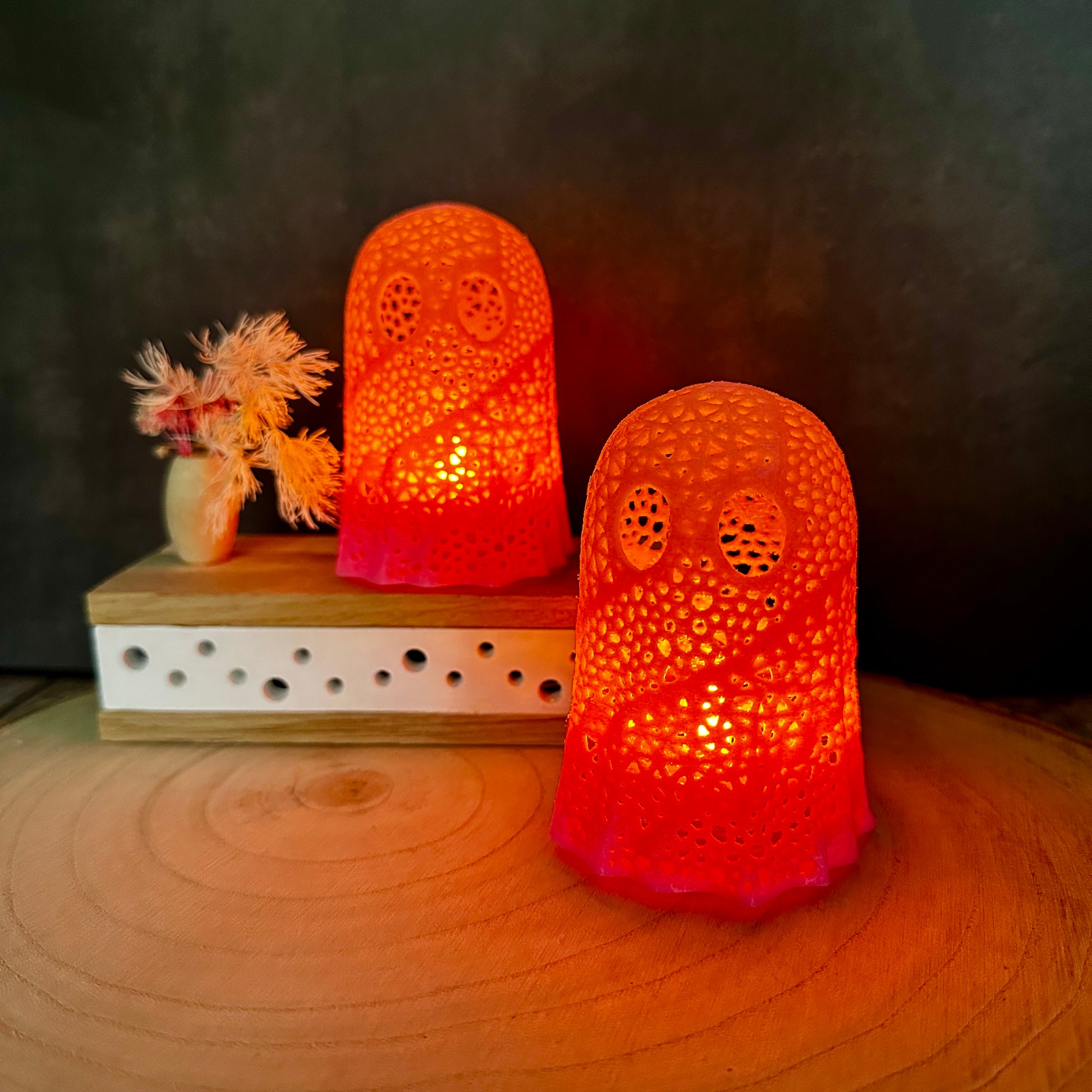 2er-Set Rosa Geister-Windlichter – Halloween Deko, wetterfest & einzigartig