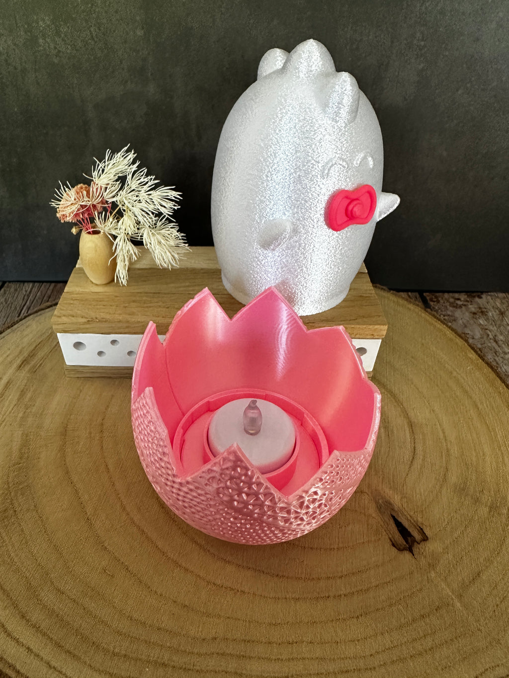 Baby Dino Lamp in een Ei – Nachtlampje &amp; Geboortecadeau in Roze of Blauw