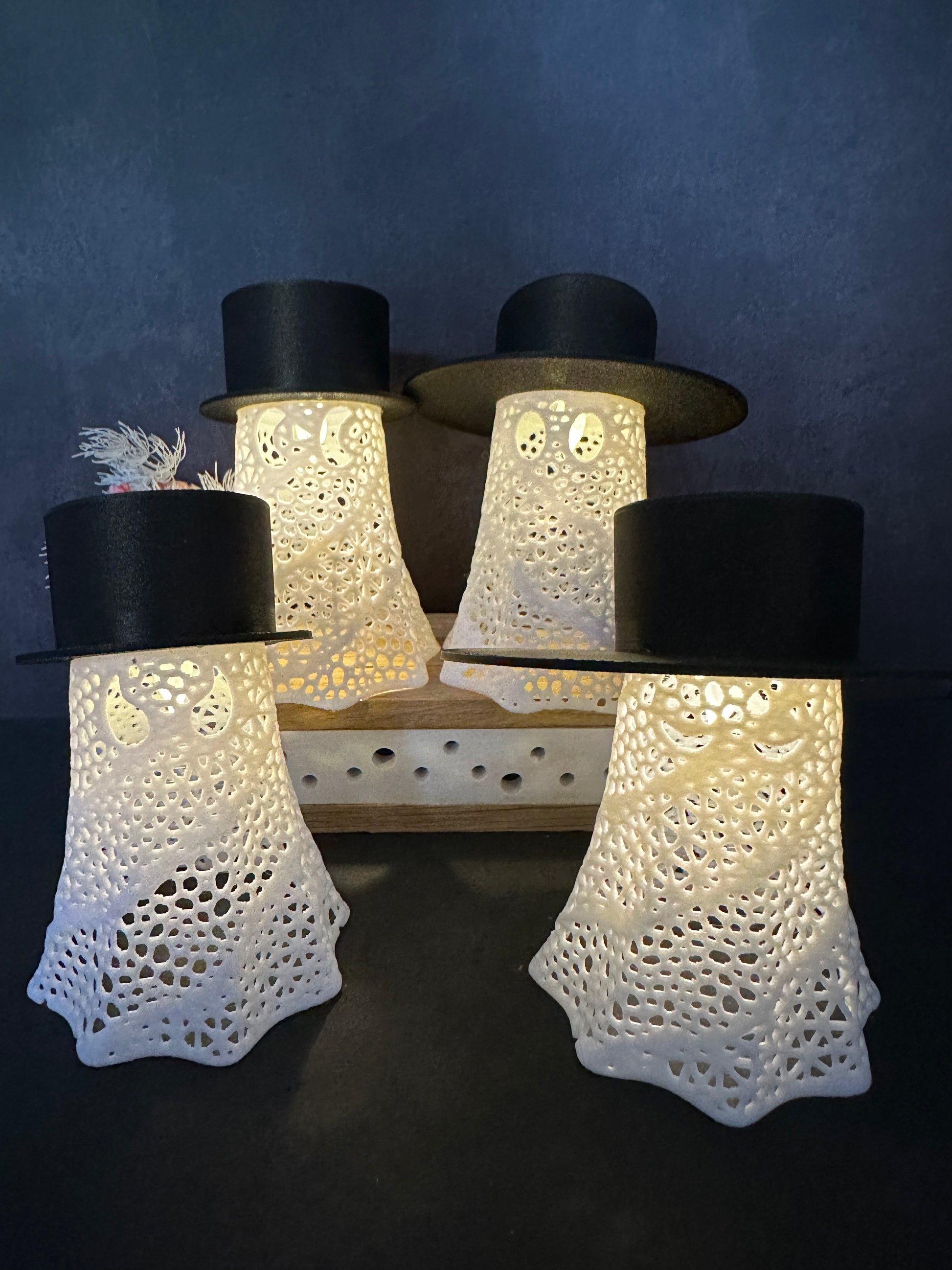 Geist LED-Teelicht Lampe 👻 Halloween Geschenkidee – Ab 2 Stk. -10%