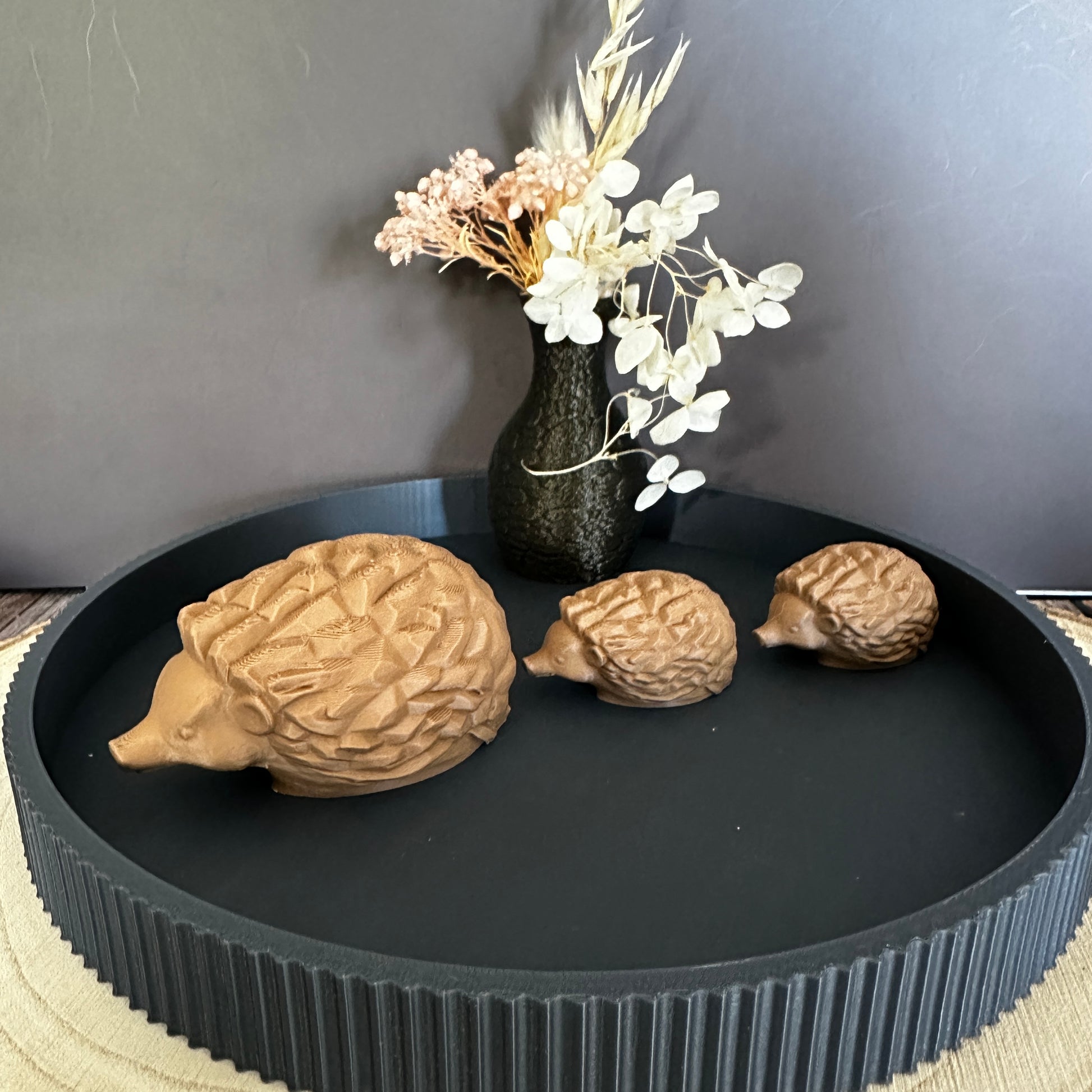 Herbstliche Igel-Familie – dekoratives 3er-Set für Zuhause