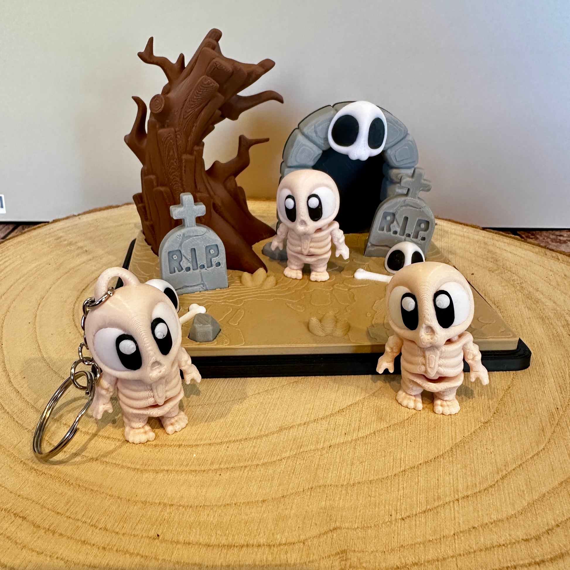 Mini skelet sleutelhangertje – een leuk Halloween-accessoire en een leuk cadeau-idee.