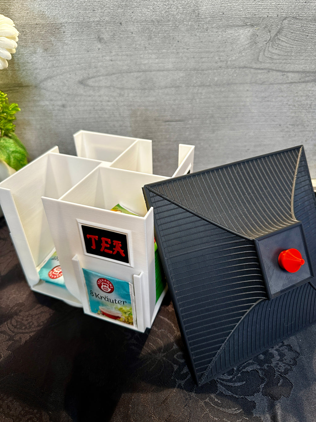 Draaiend theehuisje voor theezakjes – organizer voor vier soorten thee
