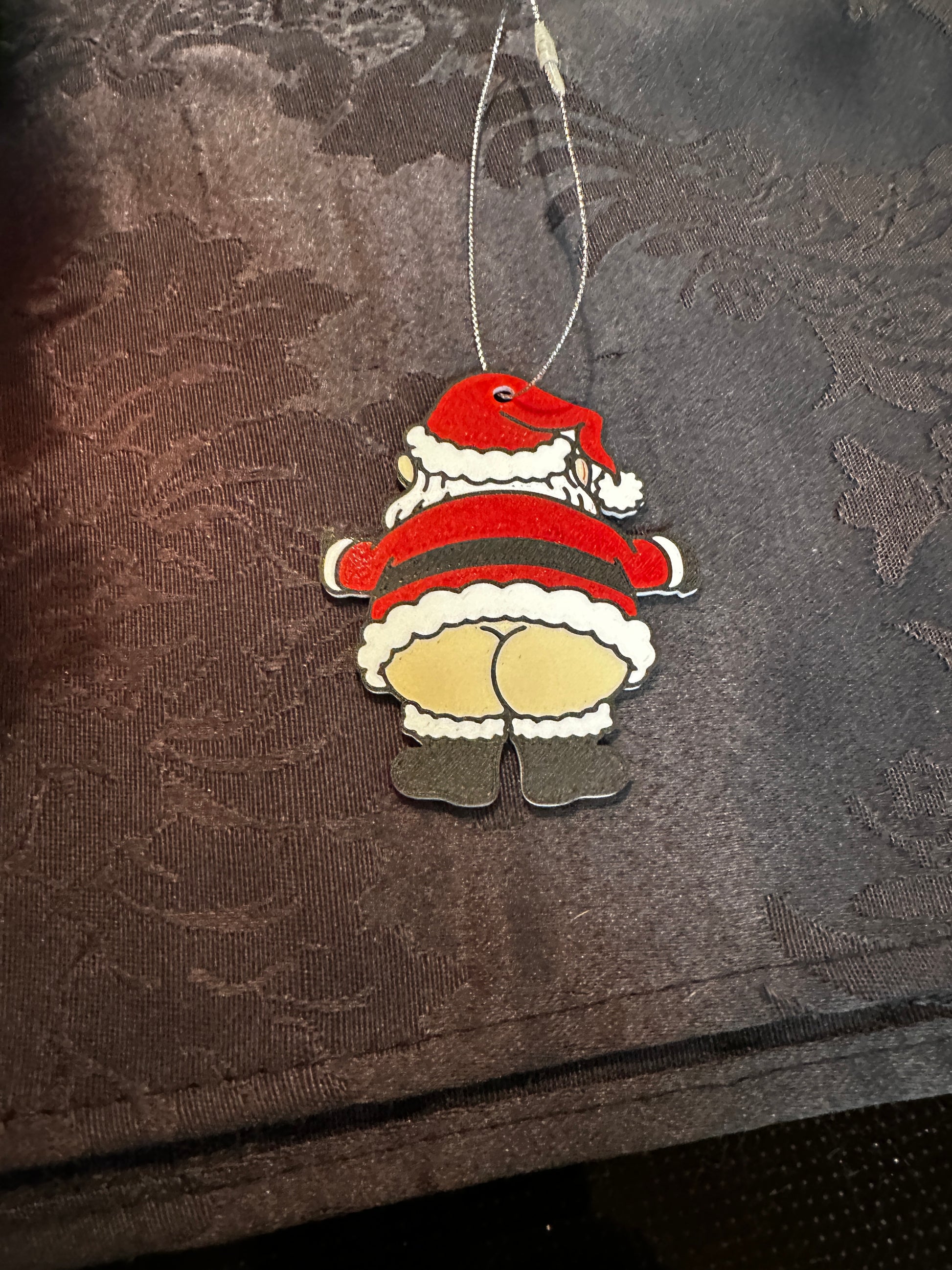 Grappige kerstmanornamenten – set van 4 | Dubbelzijdig bedrukt | Humoristische kerstdecoratie en cadeau