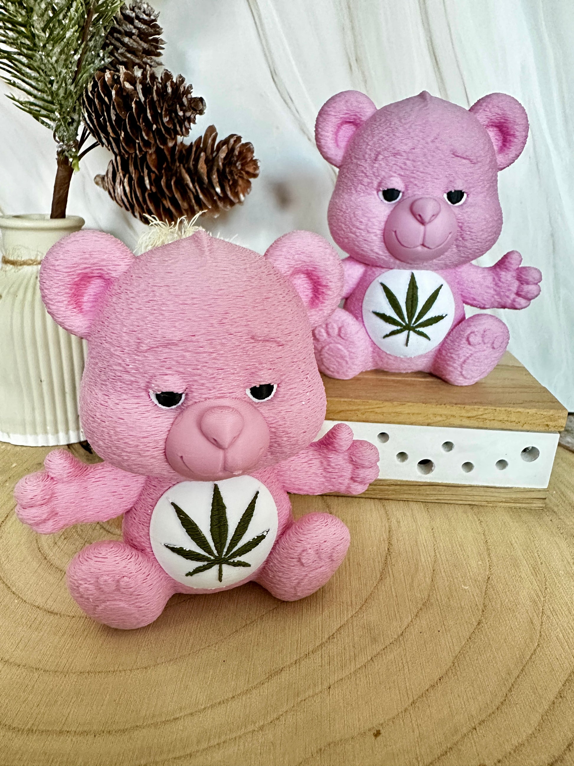 Kräutertee-Chill-Brummbär – pinke Fun-Dekofigur & Geschenkidee