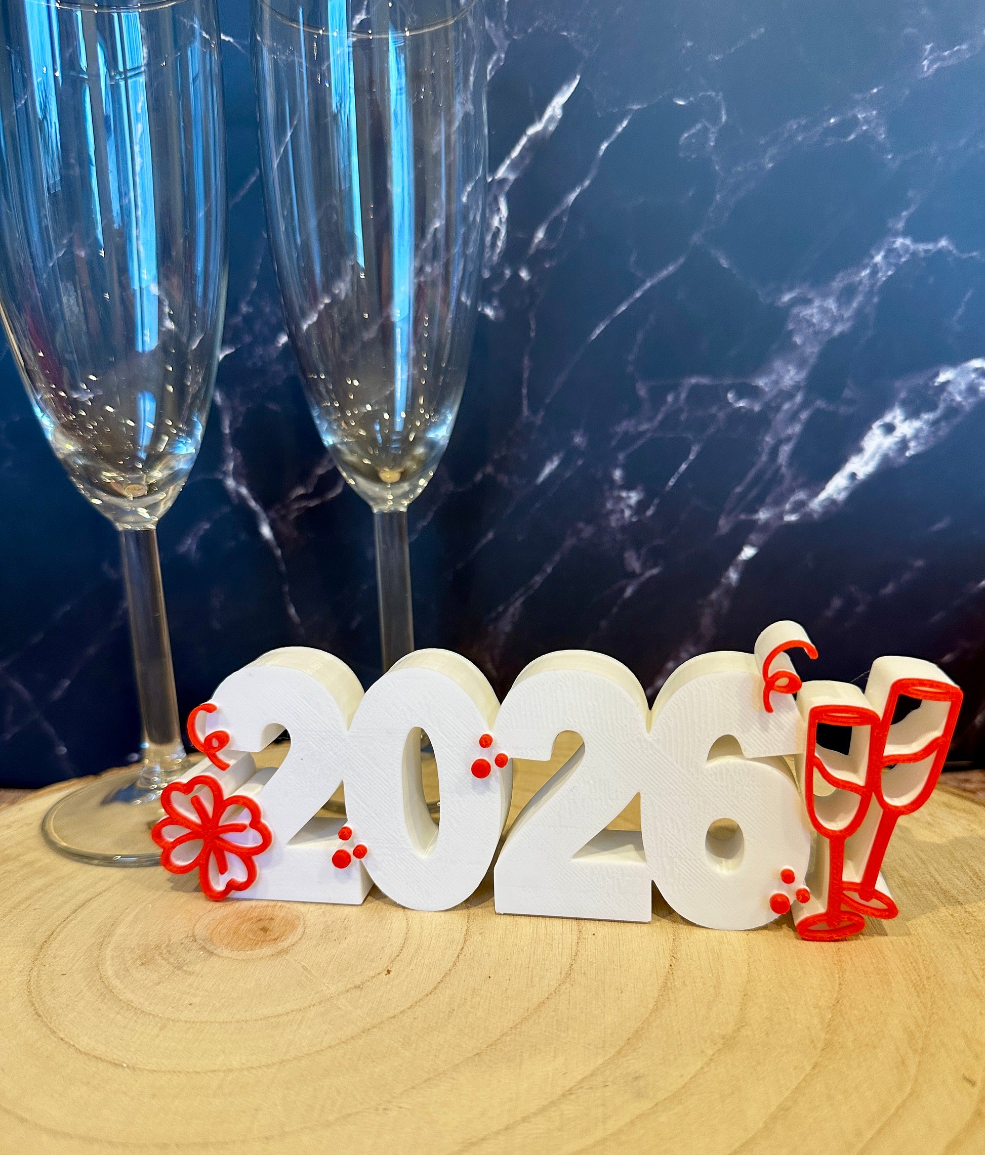 Nieuwjaarsdecoraties 2026 met champagneglazen – Stijlvolle tafeldecoraties voor oudejaarsavond – Cadeau voor de jaarwisseling