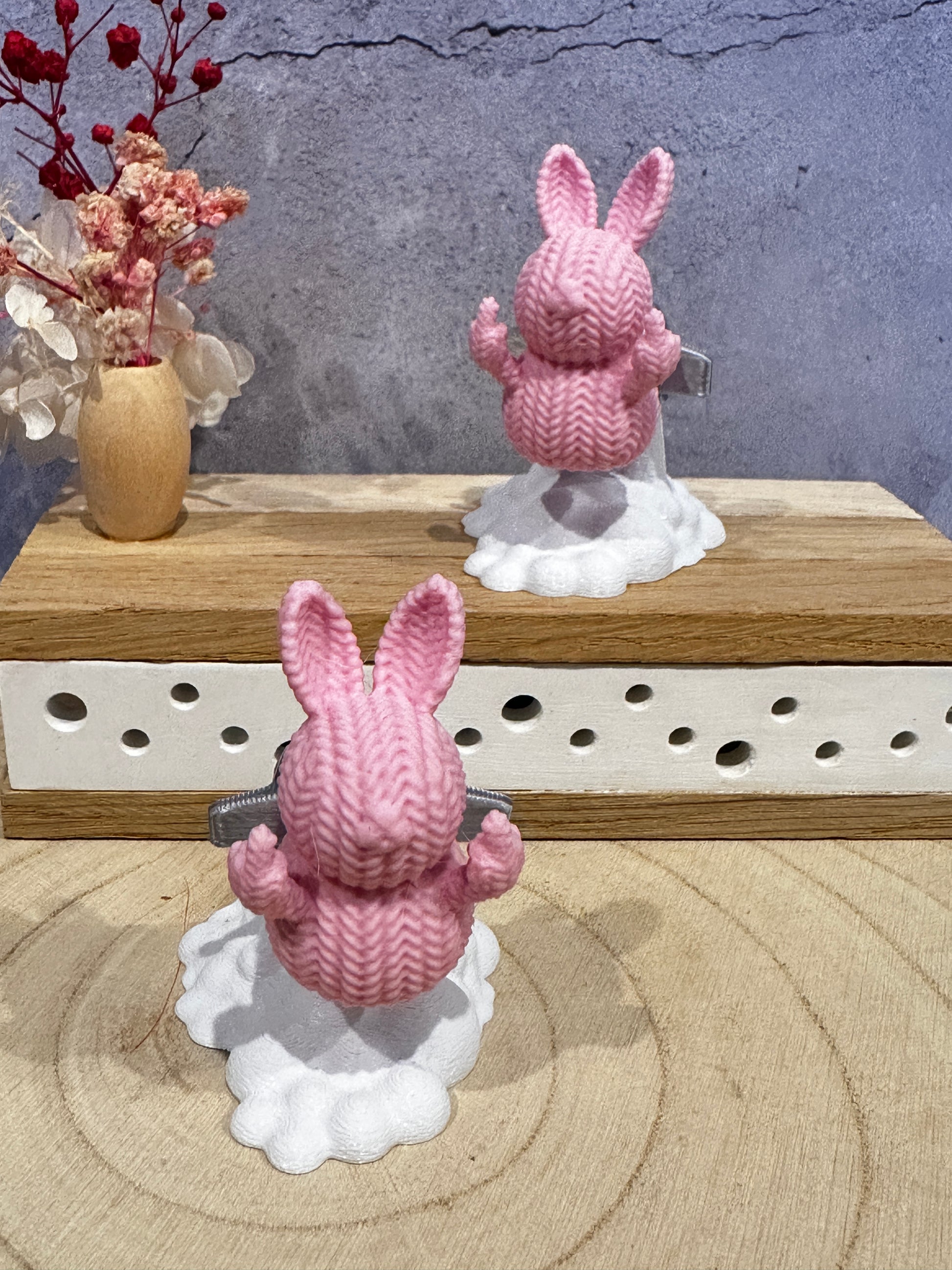 Osterhase mit Jetpack – witzige Osterdeko mit Humor