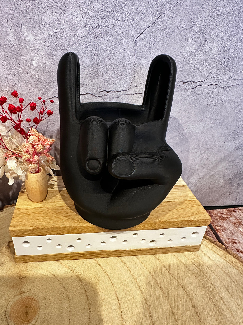 Stifthalter Pommesgabel – Rocker Hand als Schreibtisch-Deko