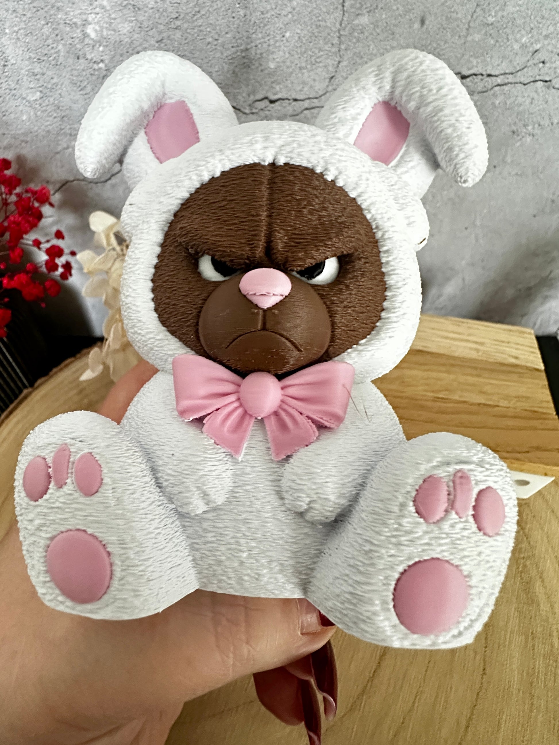 Mürrischer Osterbär – freche Oster-Deko mit Hasenohren | Geschenk zu Ostern