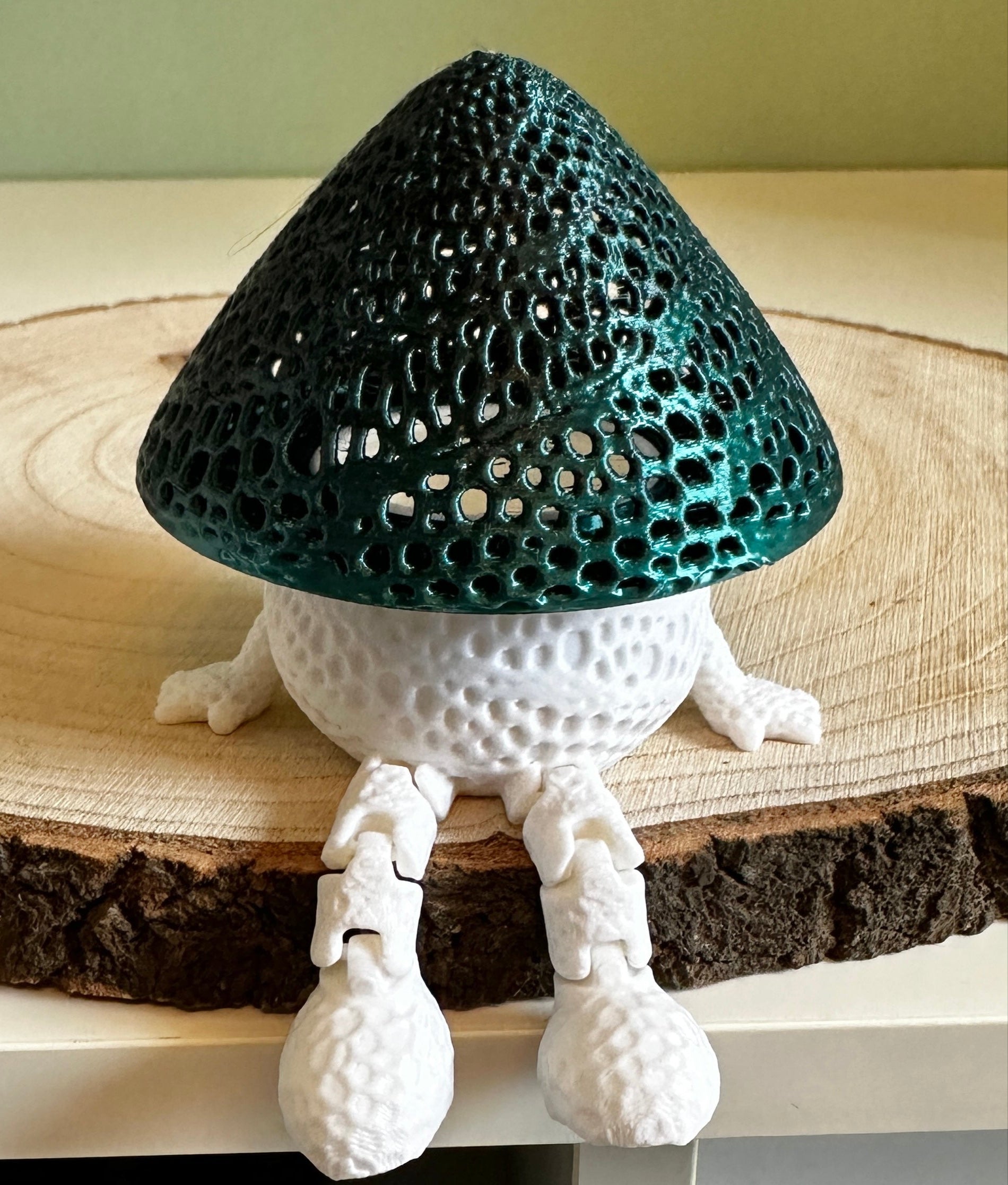 Pilz-Lampe – Braver oder Frecher Pilz mit wackelnden Füßen (LED-Licht, viele Farben)