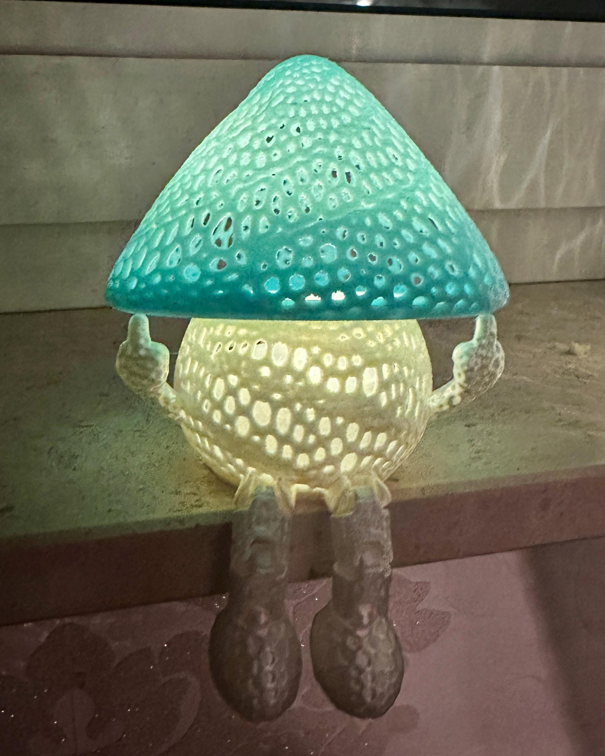 Freche Pilz-Lampe – mit Stil und Mittelfinger Cottagecore und Fairycore Deko – für Erwachsene – Zauberwald Geschenk – Sommerdeko Handgemacht