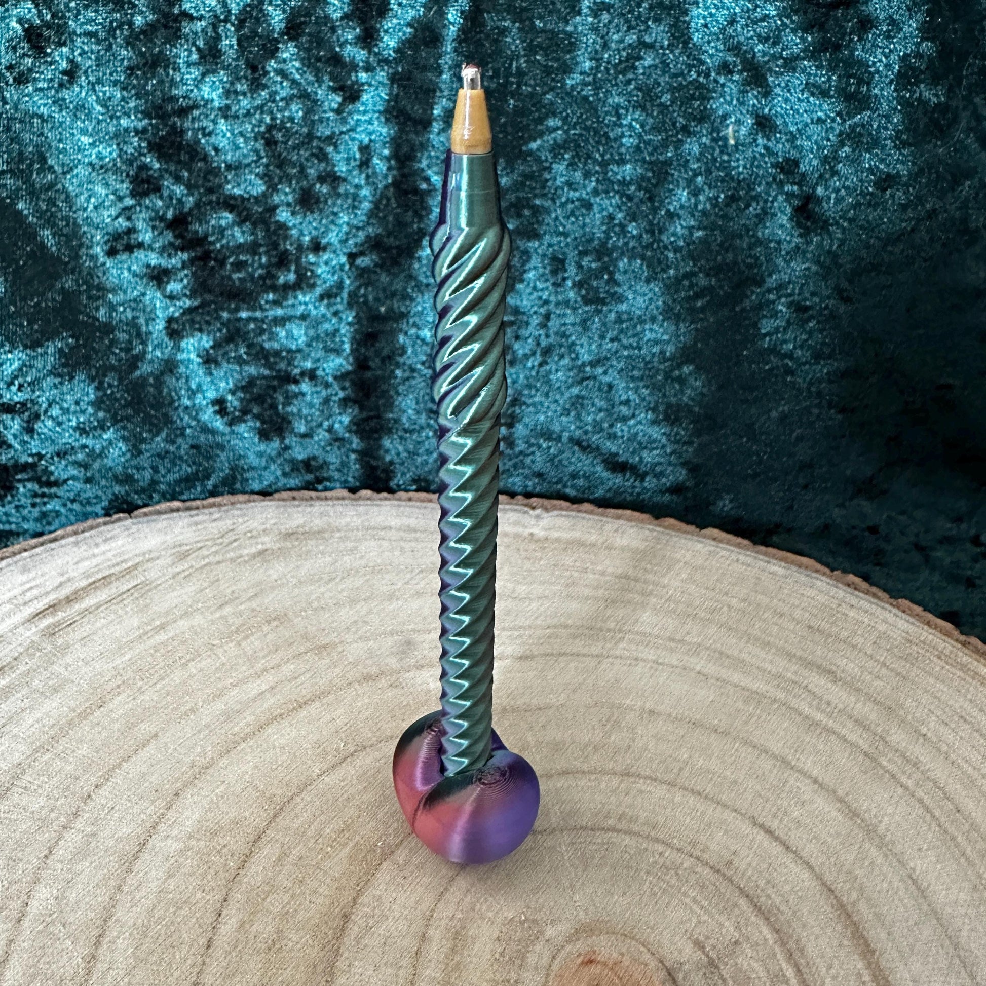 Fidget Kugelschreiber mit Herz-3D-gedruckt,BIC Mine-Anti-Stress Stift-Geschenk für Schule,Büro,Alltag
