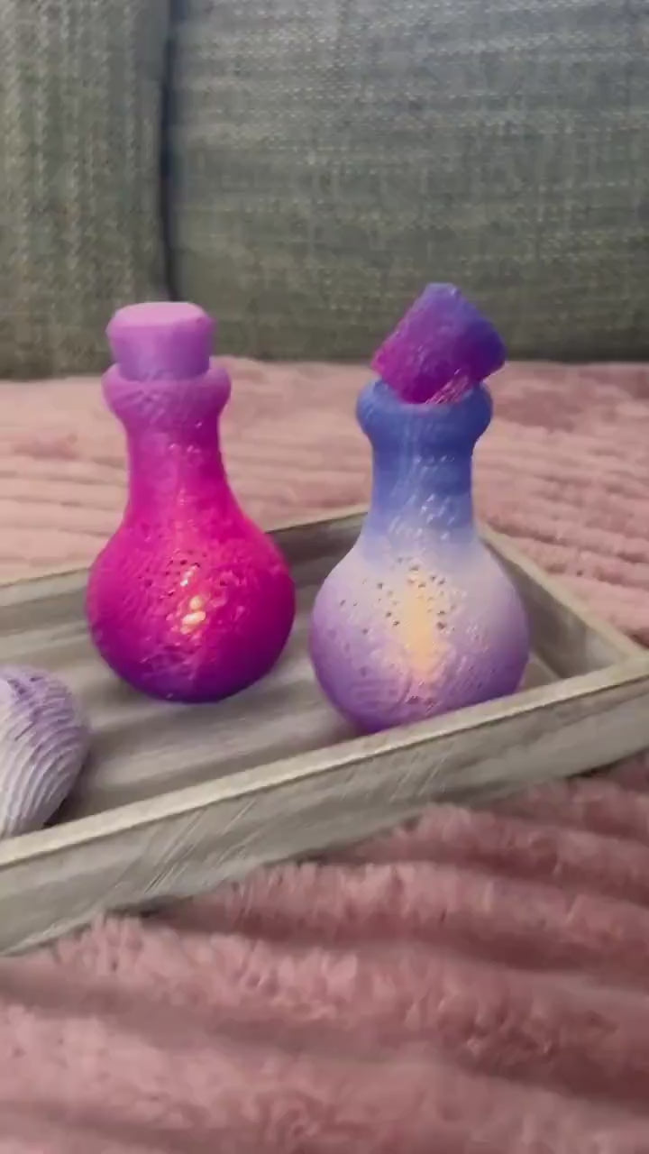 Liebestrank Lampe LED | Glitzer Lampe lila pink | Farbverlauf Nachtlicht | Geschenk Unikat | 3D Druck Fantasy Dekolicht